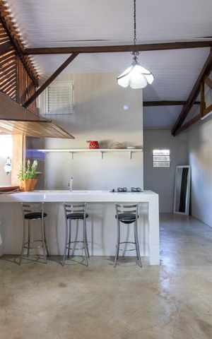 Casa à venda com 250m², 1 quarto e 4 vagas