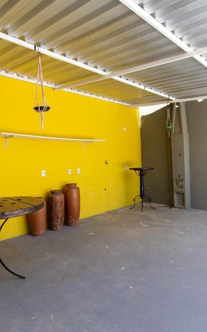 Casa à venda com 250m², 1 quarto e 4 vagas