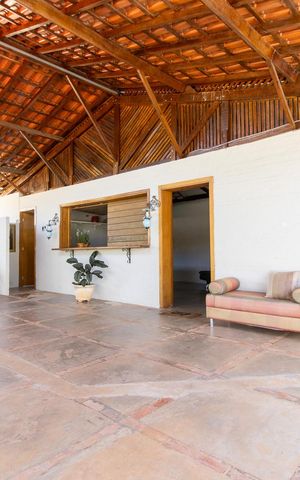 Casa à venda com 250m², 1 quarto e 4 vagas