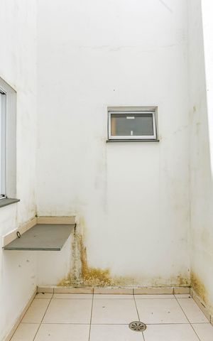 Casa à venda com 84m², 3 quartos e 2 vagas Casa à venda com 84m², 3 quartos e 2 vagasÁrea de Serviço