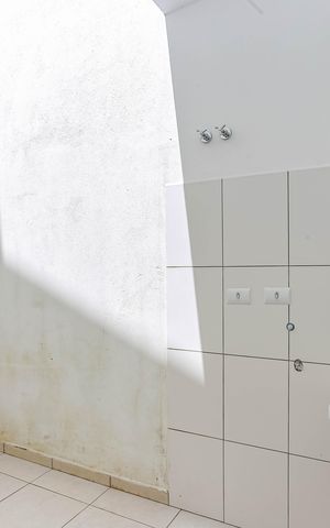 Casa à venda com 84m², 3 quartos e 2 vagas Casa à venda com 84m², 3 quartos e 2 vagasÁrea de Serviço