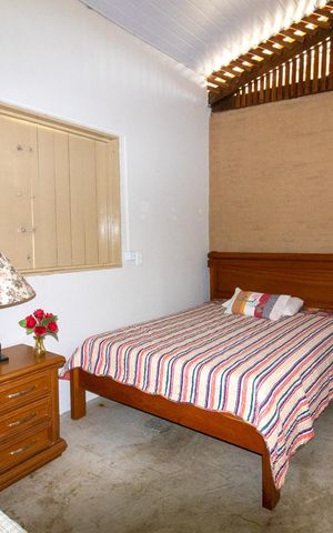 Casa à venda com 250m², 3 quartos e 4 vagas