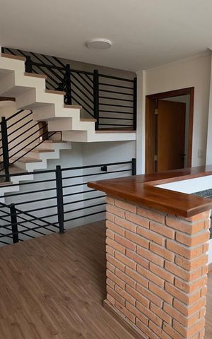 Casa de condomínio à venda com 470m², 6 quartos e 6 vagas