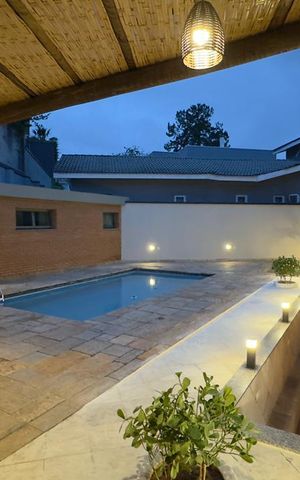 Casa de condomínio à venda com 470m², 6 quartos e 6 vagas