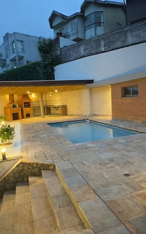 Casa de condomínio à venda com 470m², 6 quartos e 6 vagas