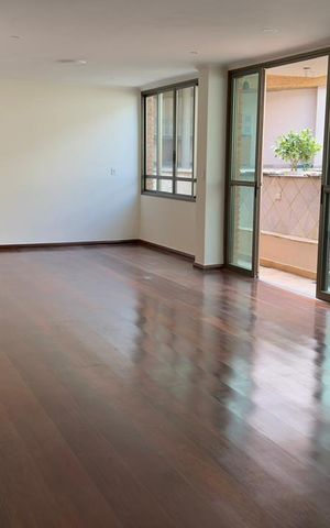 Casa de condomínio à venda com 470m², 6 quartos e 6 vagas