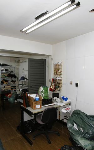 Casa à venda com 600m², 1 quarto e 3 vagasEscritório