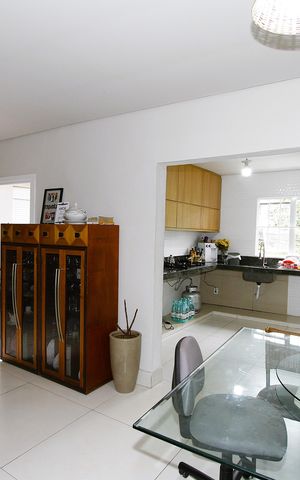 Casa à venda com 600m², 1 quarto e 3 vagasSala