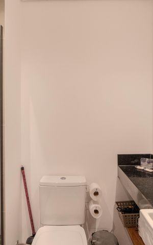 Studio para alugar com 17m², 1 quarto e sem vaga Studio para alugar com 17m², 1 quarto e sem vagaBanheiro