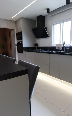 Apartamento à venda com 153m², 3 quartos e 3 vagasCozinha