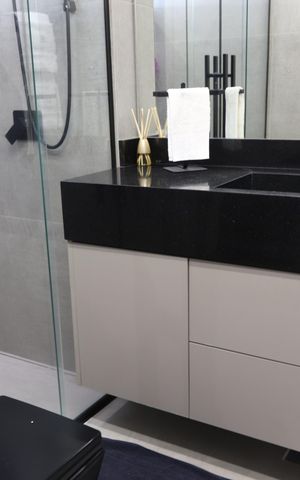 Apartamento à venda com 153m², 3 quartos e 3 vagasBanheiro da Suíte Master