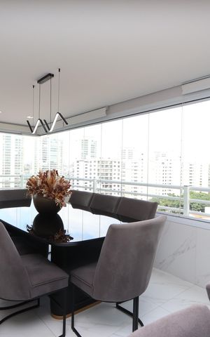 Apartamento à venda com 153m², 3 quartos e 3 vagasVaranda
