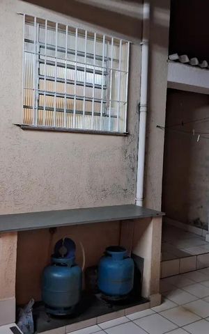 Casa à venda com 105m², 2 quartos e 2 vagas