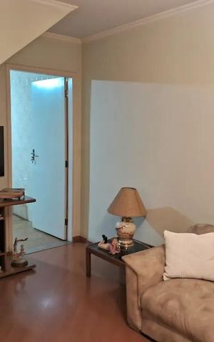 Casa à venda com 105m², 2 quartos e 2 vagas