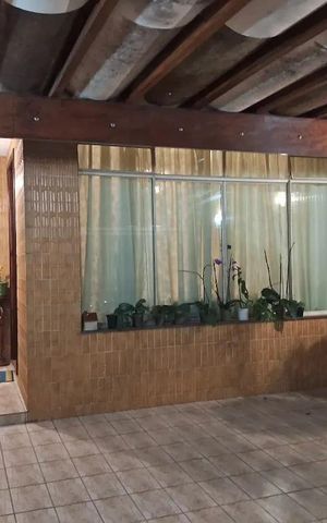 Casa à venda com 105m², 2 quartos e 2 vagas
