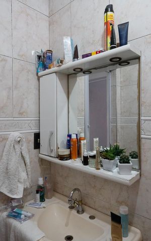 Casa para alugar com 135m², 2 quartos e 1 vaga Casa para alugar com 135m², 2 quartos e 1 vagaBanheiro