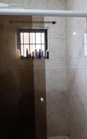 Casa para alugar com 135m², 2 quartos e 1 vaga Casa para alugar com 135m², 2 quartos e 1 vagaBanheBanheiro iro
