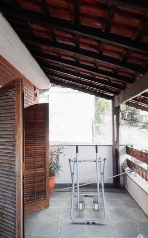 Casa para alugar com 135m², 2 quartos e 1 vaga Casa para alugar com 135m², 2 quartos e 1 vagaVaranda