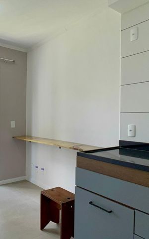 Studio à venda com 27m², 1 quarto e sem vaga Studio à venda com 27m², 1 quarto e sem vagaCozinha