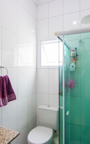 Apartamento à venda com 126m², 2 quartos e 2 vagas Apartamento à venda com 126m², 2 quartos e 2 vagasBanheiro social