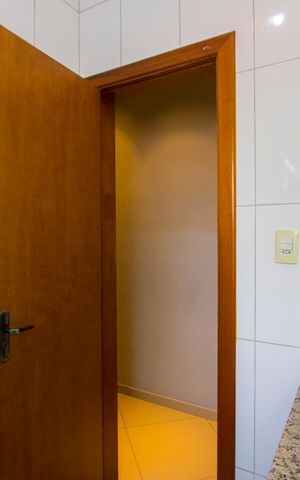 Apartamento à venda com 126m², 2 quartos e 2 vagas Apartamento à venda com 126m², 2 quartos e 2 vagasBanheiro social