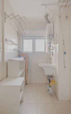Apartamento à venda com 72m², 2 quartos e 2 vagas Apartamento à venda com 72m², 2 quartos e 2 vagasÁrea de Serviço