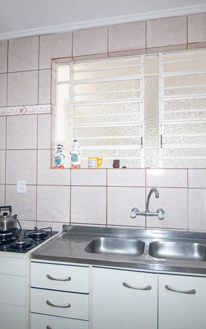 Casa à venda com 267m², 5 quartos e 1 vaga Casa à venda com 267m², 5 quartos e 1 vagaCozinha
