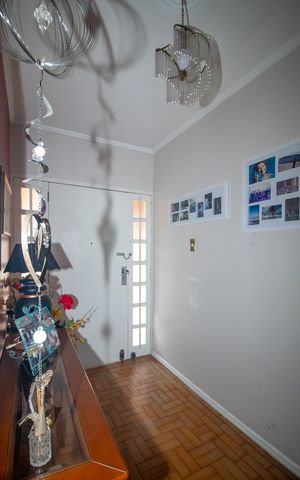 Casa à venda com 267m², 5 quartos e 1 vaga Casa à venda com 267m², 5 quartos e 1 vagasala