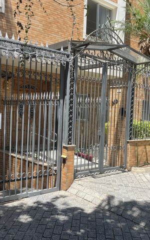 Apartamento à venda com 85m², 2 quartos e 1 vaga Apartamento à venda com 85m², 2 quartos e 1 vagaFachada do Prédio