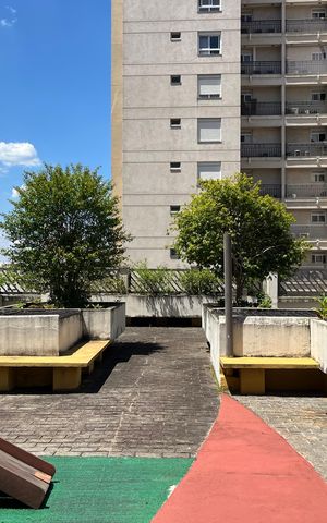 Apartamento à venda com 85m², 2 quartos e 1 vaga Apartamento à venda com 85m², 2 quartos e 1 vagaÁrea comum