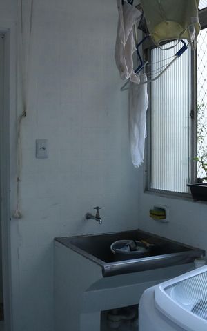 Apartamento à venda com 85m², 2 quartos e 1 vagaÁrea de Serviço