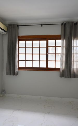 Casa para alugar com 300m², 3 quartos e 3 vagasSala de tv
