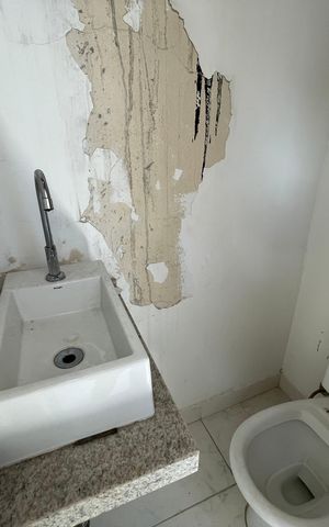 Casa à venda com 230m², 3 quartos e 3 vagas Casa à venda com 230m², 3 quartos e 3 vagasBanheiro 3