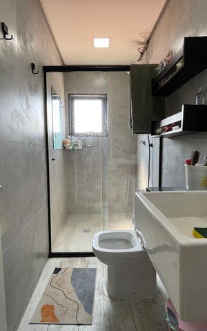 Casa à venda com 230m², 3 quartos e 3 vagas Casa à venda com 230m², 3 quartos e 3 vagasBanheiro 1