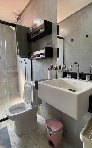 Casa à venda com 230m², 3 quartos e 3 vagas Casa à venda com 230m², 3 quartos e 3 vagasBanheiro 1