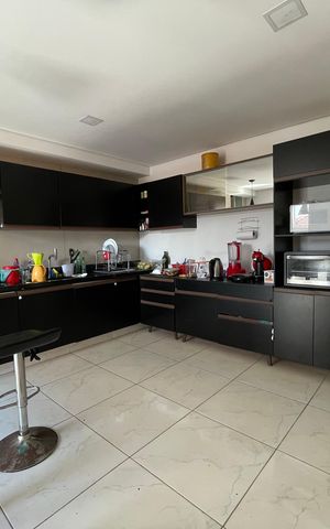 Casa à venda com 230m², 3 quartos e 3 vagas Casa à venda com 230m², 3 quartos e 3 vagasCozinha