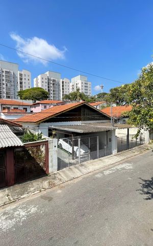 Casa à venda com 230m², 3 quartos e 3 vagas Casa à venda com 230m², 3 quartos e 3 vagasVista da Varanda do Quarto 1