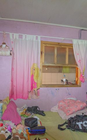 Casa à venda com 150m², 3 quartos e 2 vagas Casa à venda com 150m², 3 quartos e 2 vagasQuarto 2
