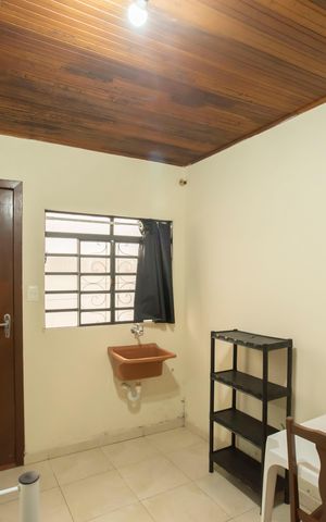 Casa à venda com 190m², 10 quartos e sem vagaSuíte