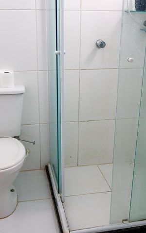 Casa à venda com 238m², 4 quartos e 5 vagas Casa à venda com 238m², 4 quartos e 5 vagasBanheiro da Suíte 3