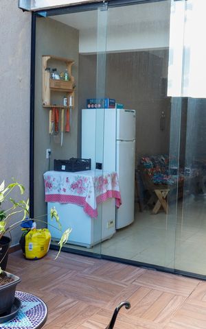 Casa à venda com 238m², 4 quartos e 5 vagas Casa à venda com 238m², 4 quartos e 5 vagasÁrea comum