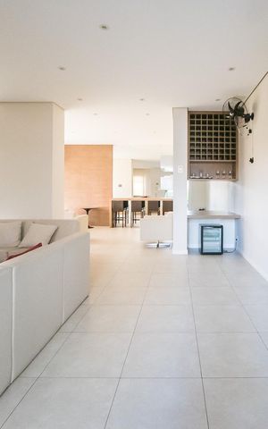 Apartamento à venda com 70m², 2 quartos e 1 vaga Apartamento à venda com 70m², 2 quartos e 1 vagaÁrea comum - Salão de festas