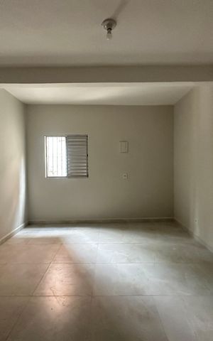 Casa para alugar com 80m², 1 quarto e sem vaga Casa para alugar com 80m², 1 quarto e sem vagaQuarto