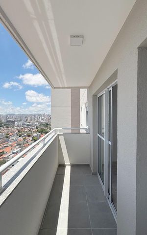 Apartamento à venda com 46m², 2 quartos e 1 vaga Apartamento à venda com 46m², 2 quartos e 1 vagaVaranda