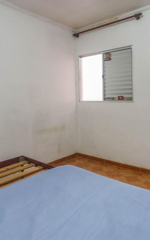 Casa à venda com 250m², 5 quartos e 4 vagas Casa à venda com 250m², 5 quartos e 4 vagasCasa 1 - quarto 2
