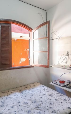 Casa à venda com 250m², 5 quartos e 4 vagas Casa à venda com 250m², 5 quartos e 4 vagasCasa 2 - quarto 1