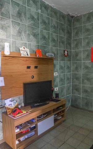Casa à venda com 250m², 5 quartos e 4 vagas Casa à venda com 250m², 5 quartos e 4 vagasCasa 2 - sala