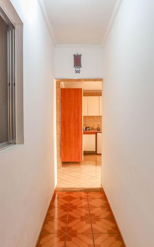 Casa à venda com 250m², 5 quartos e 4 vagas Casa à venda com 250m², 5 quartos e 4 vagasCasa 1 - corredor