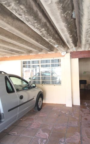 Casa à venda com 252m², 2 quartos e 3 vagasGaragem