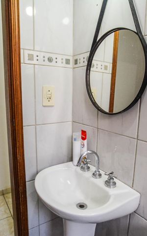Apartamento à venda com 68m², 2 quartos e 2 vagasBanheiro Social